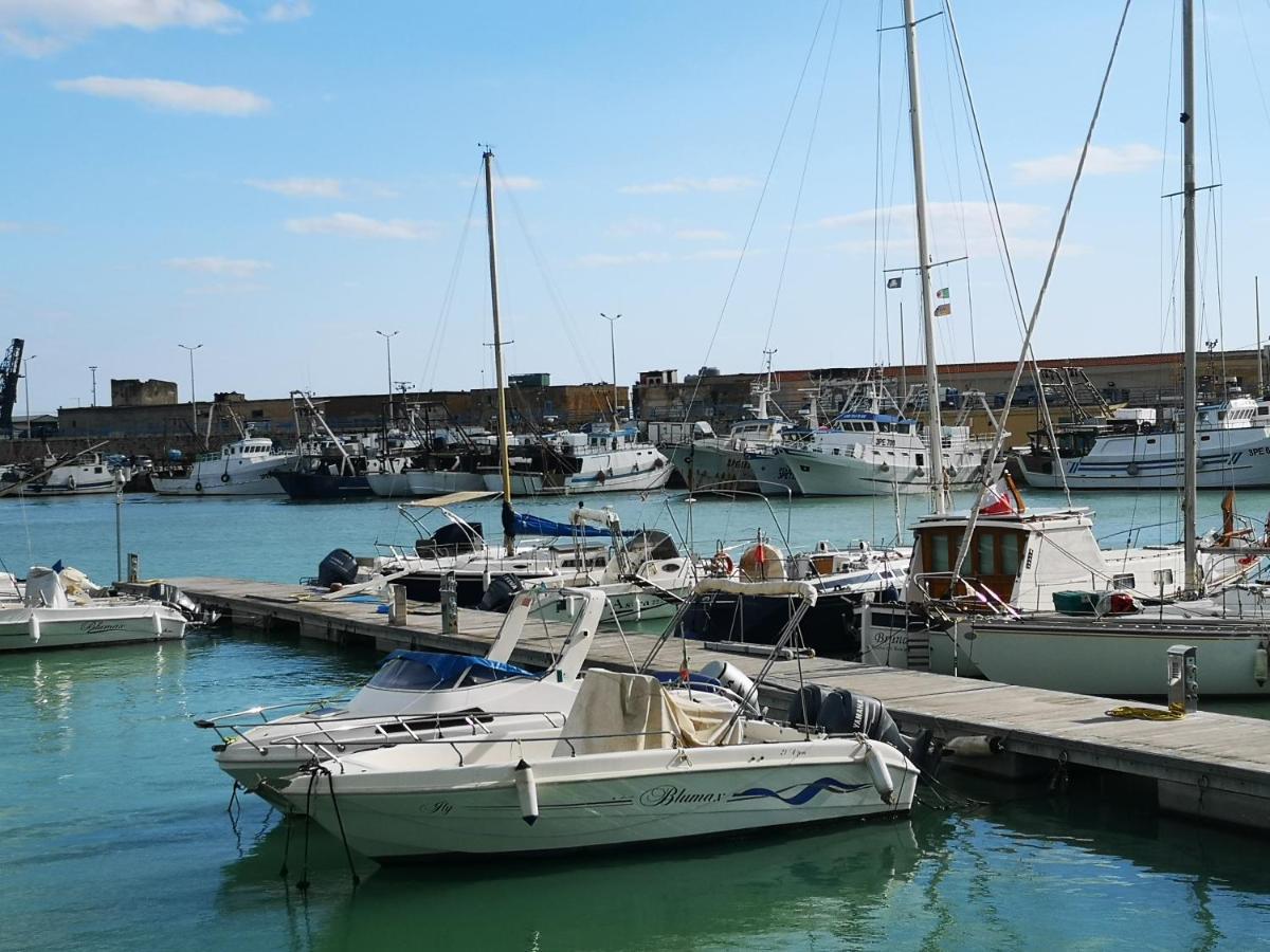 Casa Maestrale Lägenhet Cefalù Exteriör bild