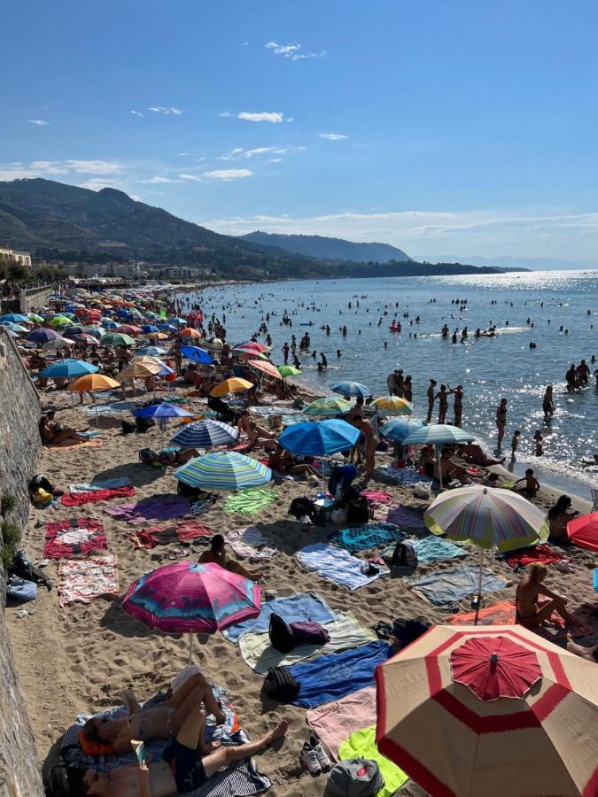Casa Maestrale Lägenhet Cefalù Exteriör bild