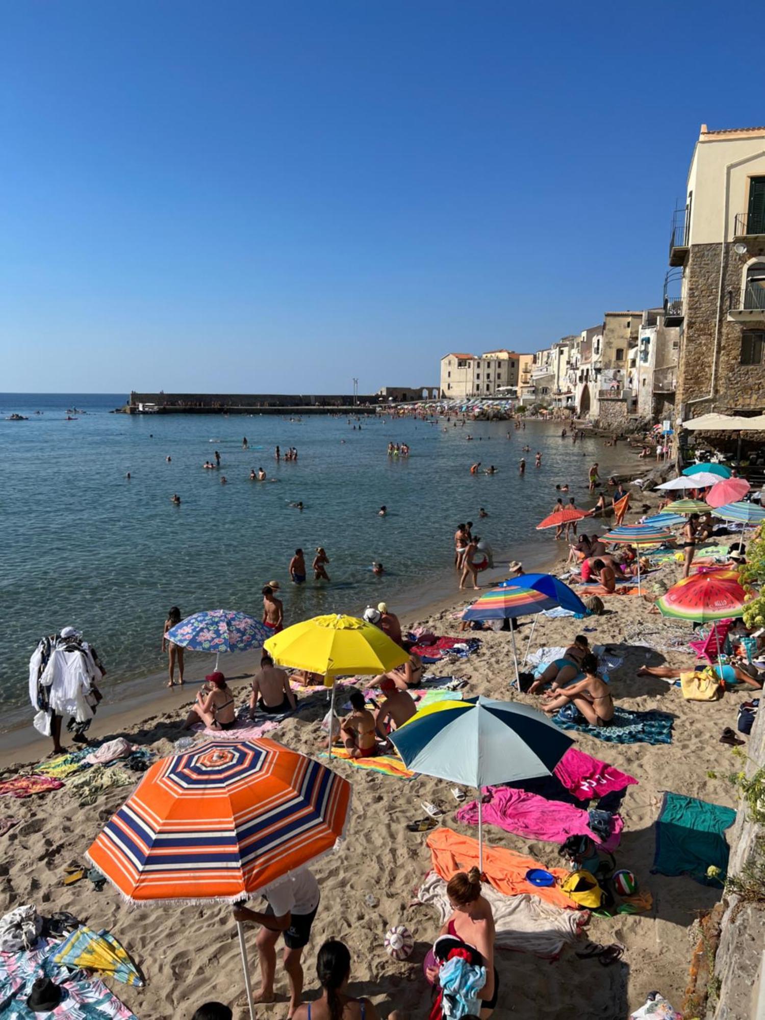Casa Maestrale Lägenhet Cefalù Exteriör bild
