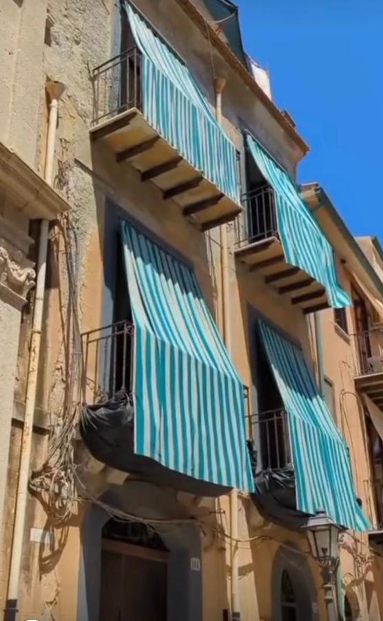 Casa Maestrale Lägenhet Cefalù Exteriör bild