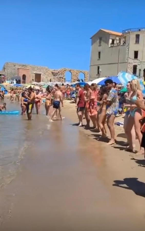 Casa Maestrale Lägenhet Cefalù Exteriör bild